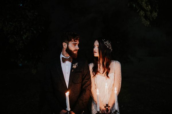 ethereal-and-dark-winter-wedding-inspiration-fresh-and-wood-56