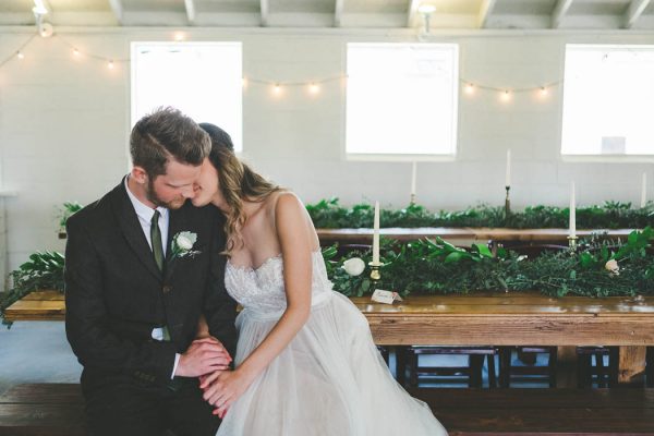 green-and-peach-snohomish-barn-wedding-at-dairyland-athena-grace-20