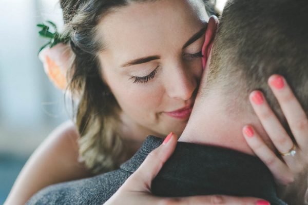 green-and-peach-snohomish-barn-wedding-at-dairyland-athena-grace-30