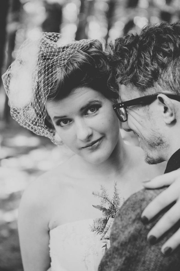 intimate-fall-backyard-wedding-in-columbus-ohio-little-blue-bird-photography-15