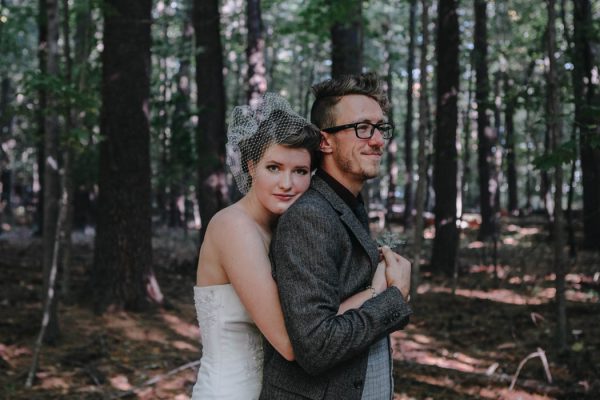 intimate-fall-backyard-wedding-in-columbus-ohio-little-blue-bird-photography-17