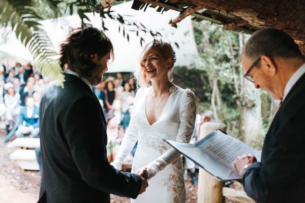 minimalist-botanical-wedding-in-a-london-backyard-miss-gen-photography-15