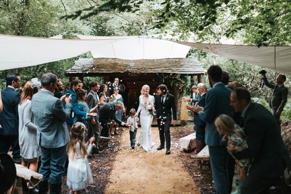 minimalist-botanical-wedding-in-a-london-backyard-miss-gen-photography-19