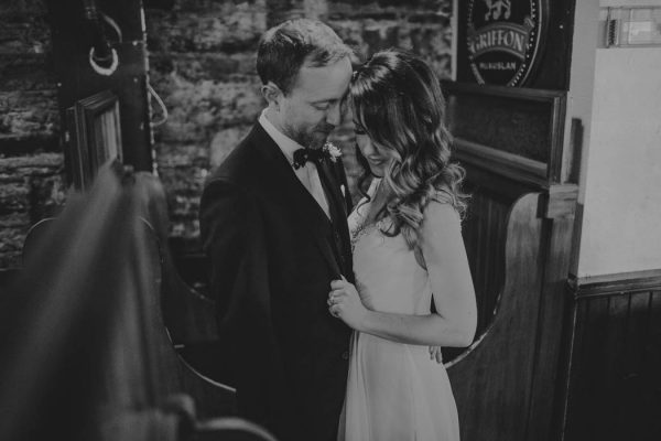 modern-halifax-wedding-at-agricola-street-brasserie-cherie-wootten-12