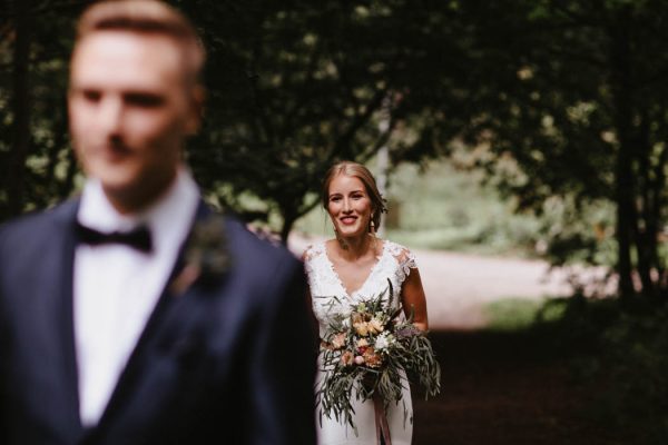 naturally-beautiful-waterfront-wedding-in-finland-patrick-karkkolainen-15