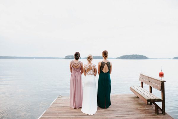 naturally-beautiful-waterfront-wedding-in-finland-patrick-karkkolainen-62