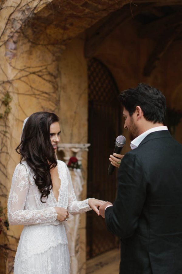 richly-romantic-australian-wedding-at-deux-belettes-jimmy-raper-photography-14