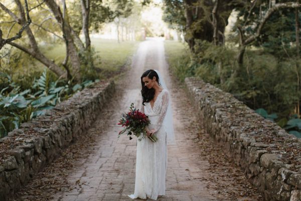 richly-romantic-australian-wedding-at-deux-belettes-jimmy-raper-photography-20