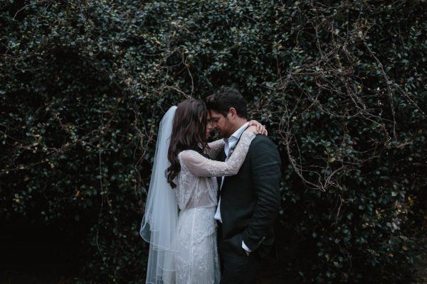 richly-romantic-australian-wedding-at-deux-belettes-jimmy-raper-photography-31