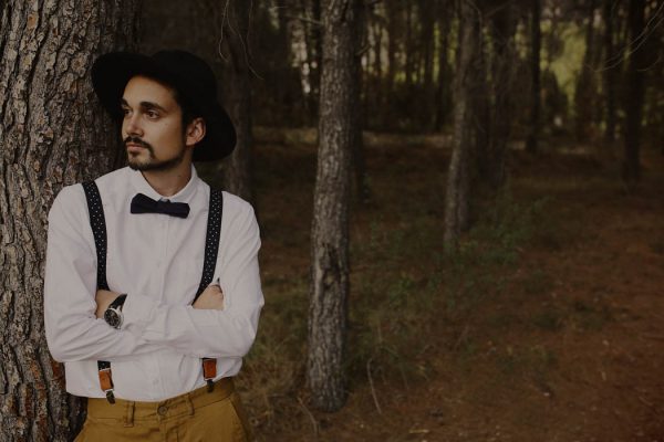 rural-spanish-elopement-in-the-woods-oscar-castro-11