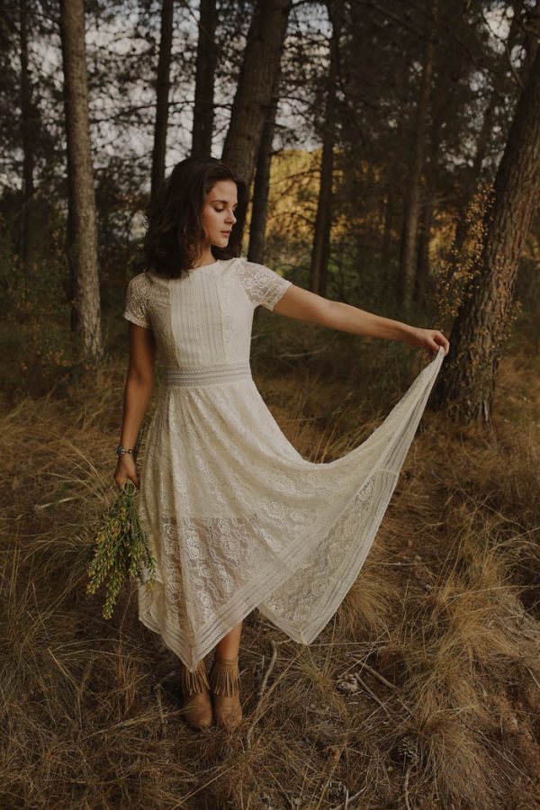 rural-spanish-elopement-in-the-woods-oscar-castro-16