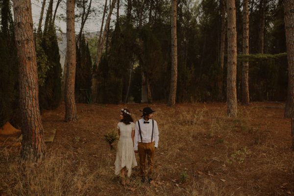 rural-spanish-elopement-in-the-woods-oscar-castro-31