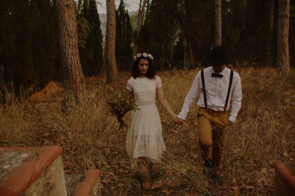 rural-spanish-elopement-in-the-woods-oscar-castro-32