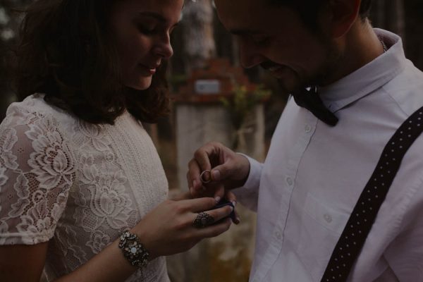 rural-spanish-elopement-in-the-woods-oscar-castro-39