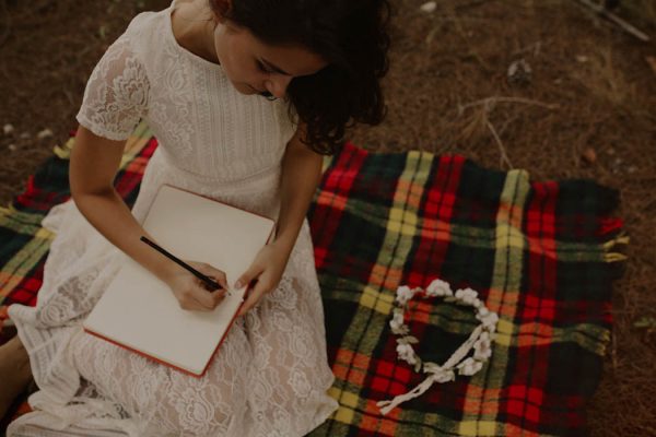 rural-spanish-elopement-in-the-woods-oscar-castro-8