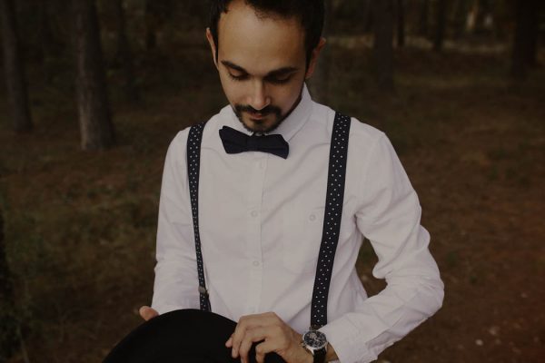 rural-spanish-elopement-in-the-woods-oscar-castro-9