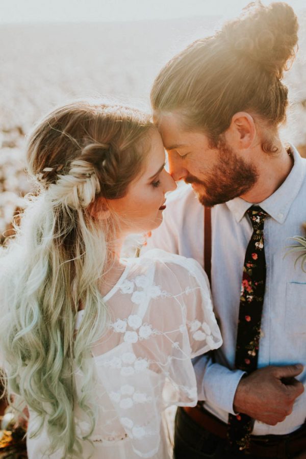 this-alternative-elopement-inspiration-in-a-cotton-field-is-perfect-for-fall-emily-nicole-photo-9