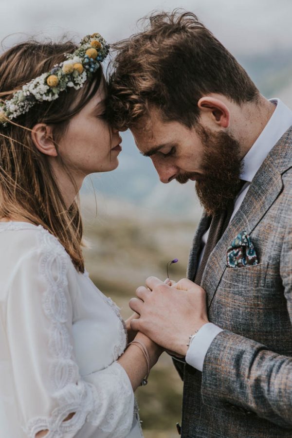 this-norweigian-post-wedding-shoot-at-aursjovegen-road-will-take-your-breath-away-joanna-jaskolska-fotografia-21