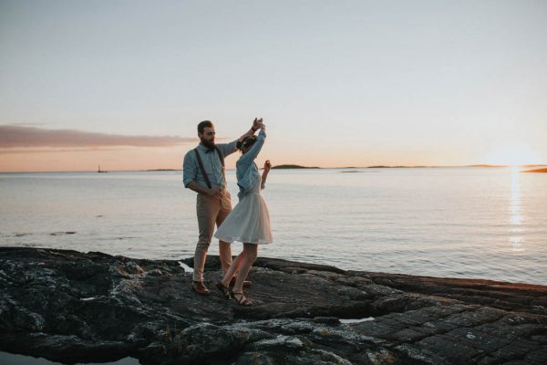 this-norweigian-post-wedding-shoot-at-aursjovegen-road-will-take-your-breath-away-joanna-jaskolska-fotografia-34