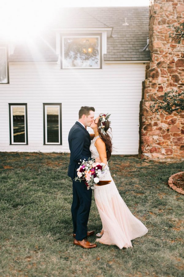 two-old-souls-tied-the-knot-in-a-vintage-wedding-at-the-barn-at-the-woods-sarah-libby-photography-13