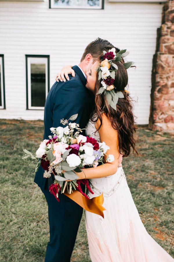 two-old-souls-tied-the-knot-in-a-vintage-wedding-at-the-barn-at-the-woods-sarah-libby-photography-14