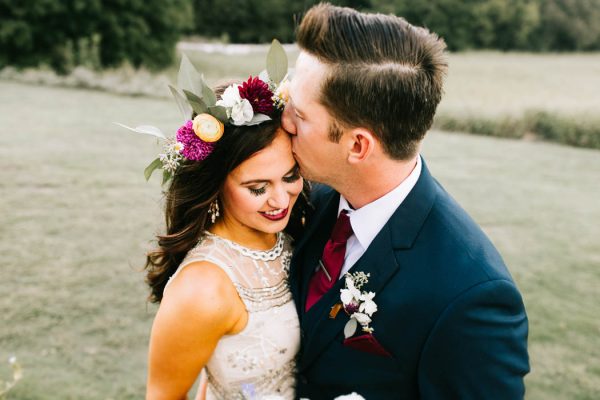 two-old-souls-tied-the-knot-in-a-vintage-wedding-at-the-barn-at-the-woods-sarah-libby-photography-17