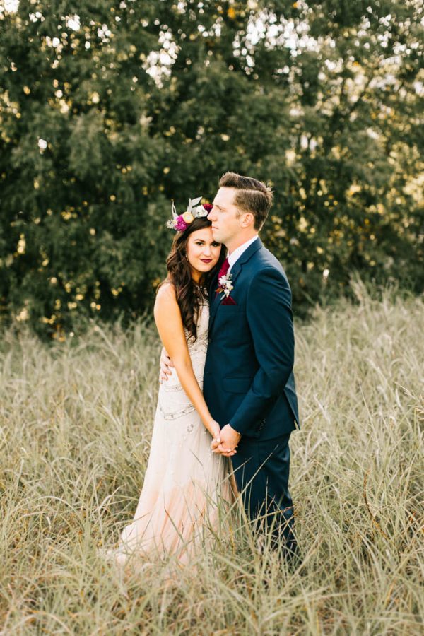 two-old-souls-tied-the-knot-in-a-vintage-wedding-at-the-barn-at-the-woods-sarah-libby-photography-21