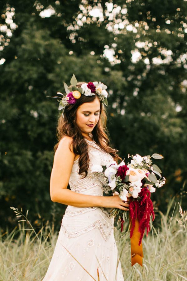 two-old-souls-tied-the-knot-in-a-vintage-wedding-at-the-barn-at-the-woods-sarah-libby-photography-28