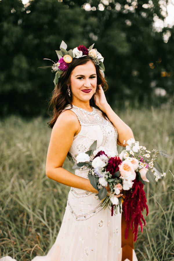 two-old-souls-tied-the-knot-in-a-vintage-wedding-at-the-barn-at-the-woods-sarah-libby-photography-31