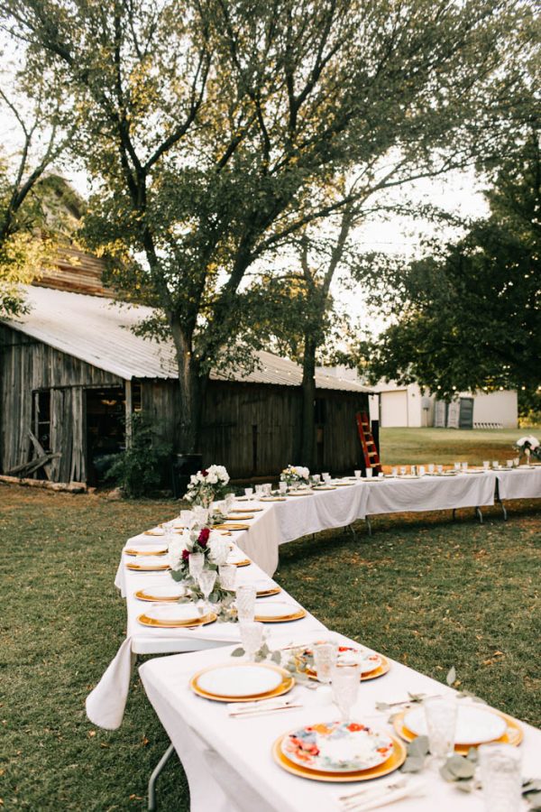 two-old-souls-tied-the-knot-in-a-vintage-wedding-at-the-barn-at-the-woods-sarah-libby-photography-44