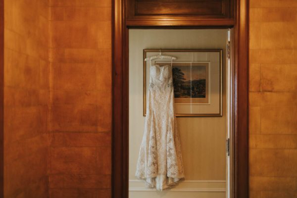 wildly-elegant-ottawa-wedding-at-chateau-laurier-joel-bedford-photography-28