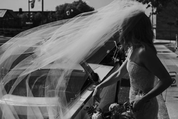 wildly-elegant-ottawa-wedding-at-chateau-laurier-joel-bedford-photography-51