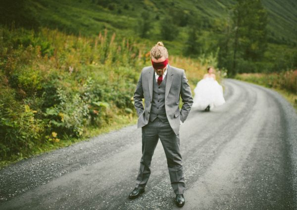 wintry-jewel-tone-arkansas-wedding-at-raven-glacier-lodge-marcie-and-shawn-photography-11