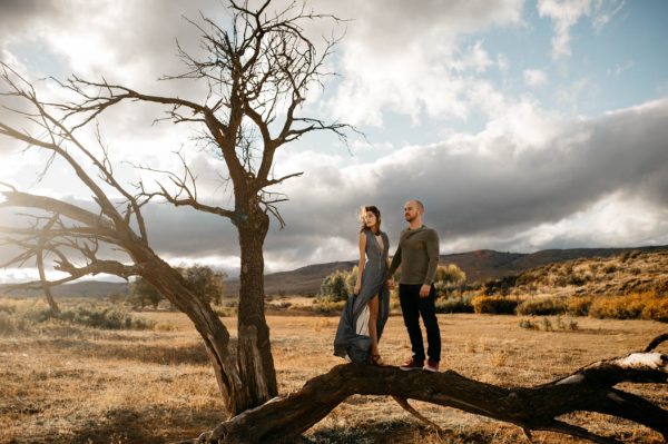 youll-never-guess-where-these-desert-engagement-photos-really-took-place-tonie-christine-photography-2