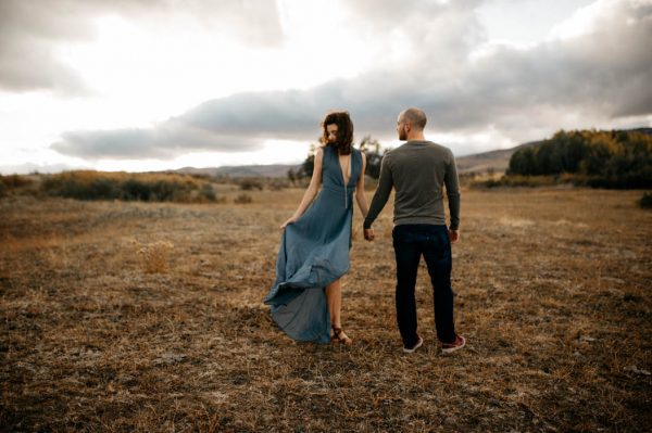 youll-never-guess-where-these-desert-engagement-photos-really-took-place-tonie-christine-photography-29