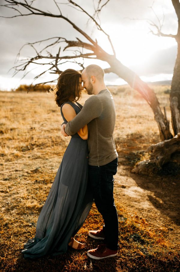 youll-never-guess-where-these-desert-engagement-photos-really-took-place-tonie-christine-photography-4