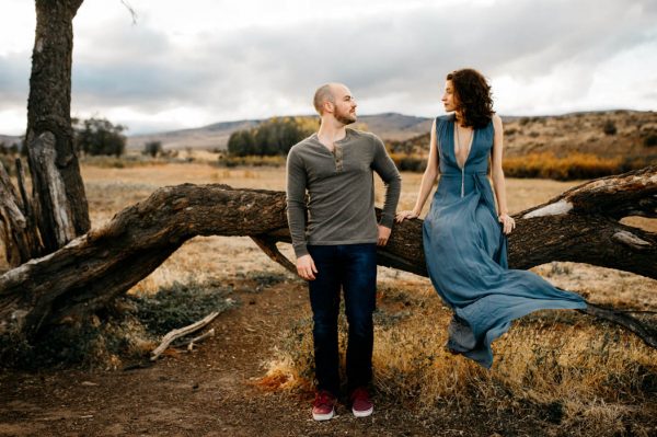 youll-never-guess-where-these-desert-engagement-photos-really-took-place-tonie-christine-photography-8