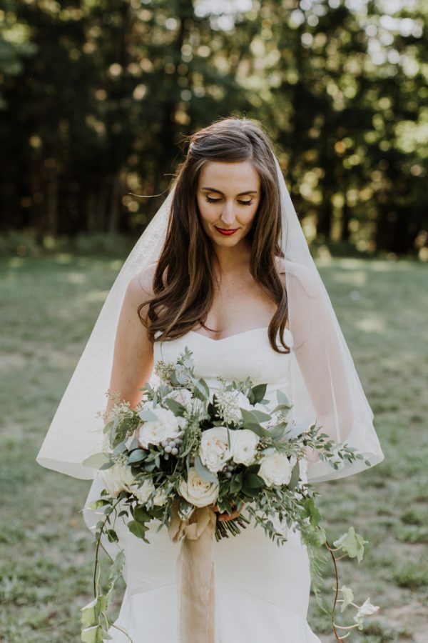 black-and-white-muskoka-wedding-at-camp-mini-yo-we-25