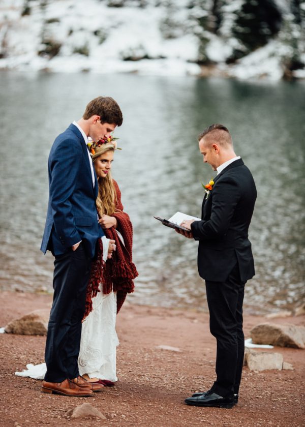 cozy-aspen-elopement-in-the-maroon-bells-14