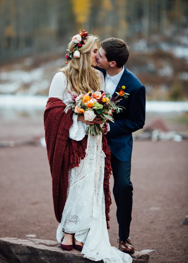 cozy-aspen-elopement-in-the-maroon-bells-28