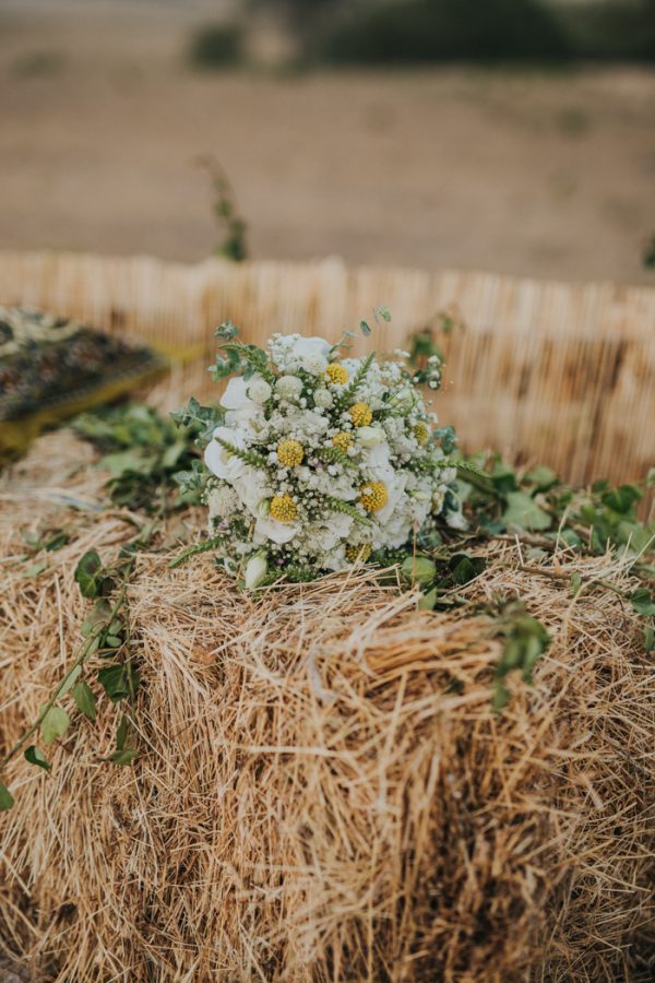 effortlessly-beautiful-portuguese-wedding-at-home-3