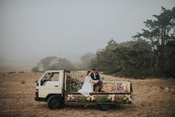 effortlessly-beautiful-portuguese-wedding-at-home-33