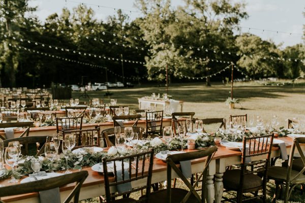 gorgeous-southern-marsala-wedding-at-grace-oaks-27