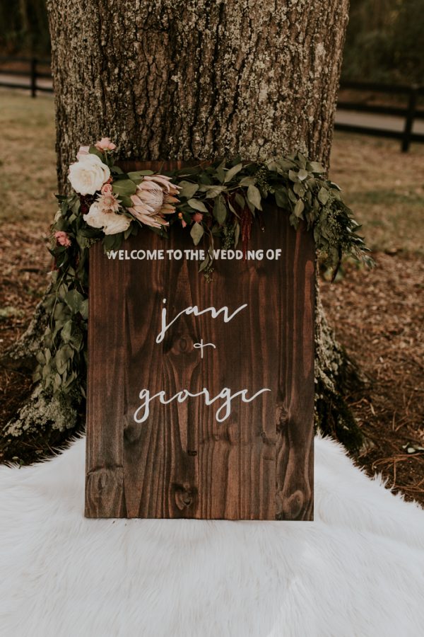 gorgeous-southern-marsala-wedding-at-grace-oaks-38