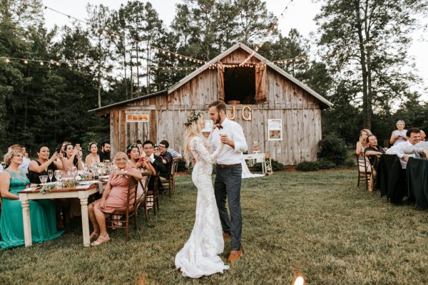 gorgeous-southern-marsala-wedding-at-grace-oaks-57