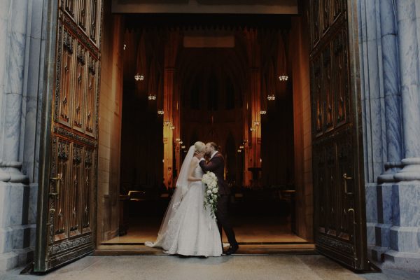 inexplicably-classy-new-york-wedding-at-the-plaza-12