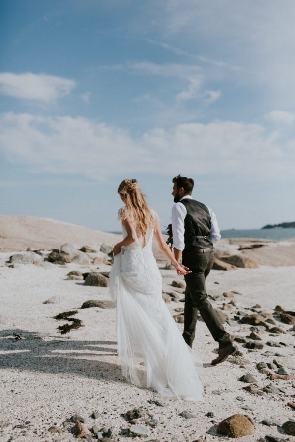 Naturally Boho Maine Wedding At The Lookout Junebug Weddings