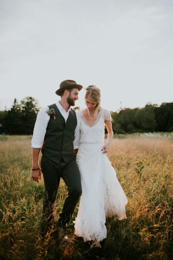 Naturally Boho Maine Wedding at The Lookout | Junebug Weddings