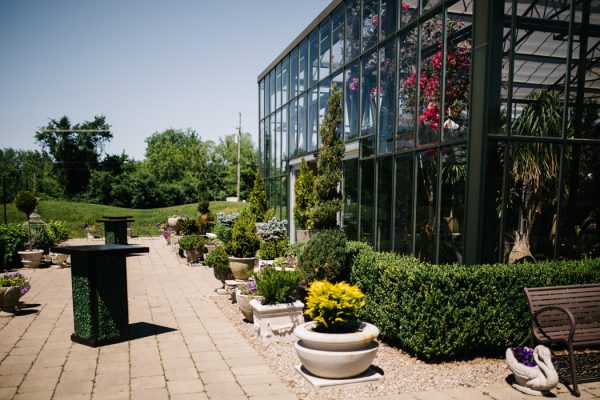 overwhelmingly-lush-michigan-wedding-at-the-planterra-conservatory-1