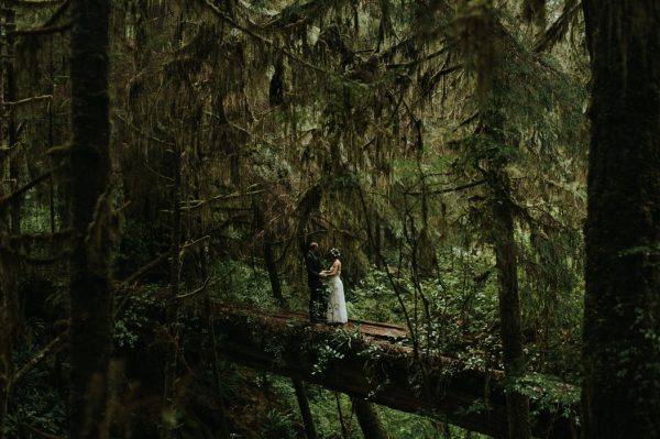 passionate-and-personal-tofino-beach-elopement-35